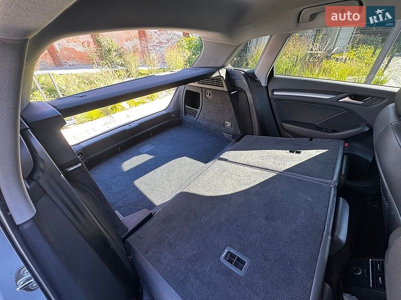 Хэтчбек Audi A3 2018 в Львове