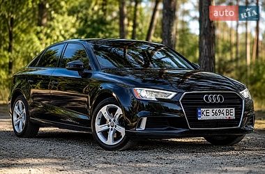 Седан Audi A3 2016 в Днепре