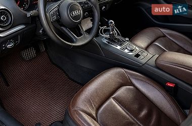 Седан Audi A3 2016 в Дніпрі