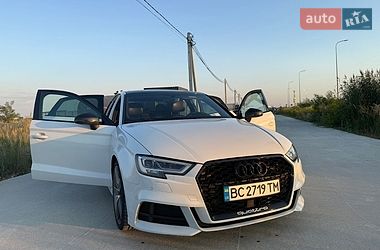 Седан Audi A3 2018 в Львові