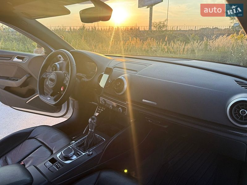 Седан Audi A3 2018 в Львові