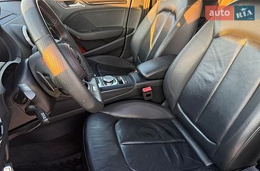 Седан Audi A3 2018 в Львові