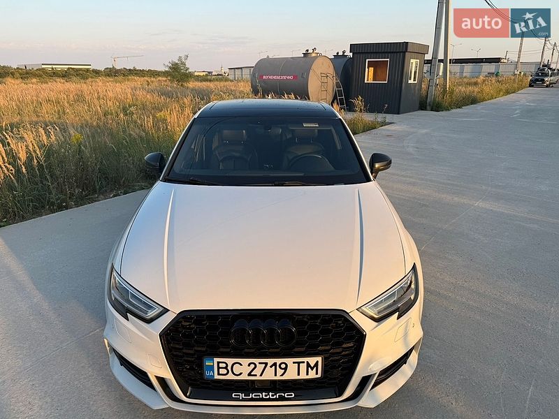 Седан Audi A3 2018 в Львові