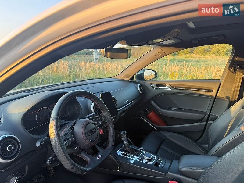 Седан Audi A3 2018 в Львові