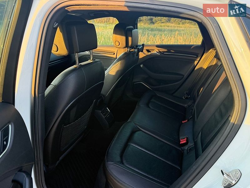 Седан Audi A3 2018 в Львові