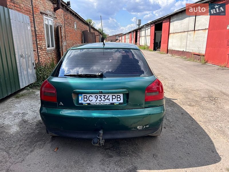 Хэтчбек Audi A3 2000 в Львове