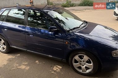 Хэтчбек Audi A3 2000 в Славянске