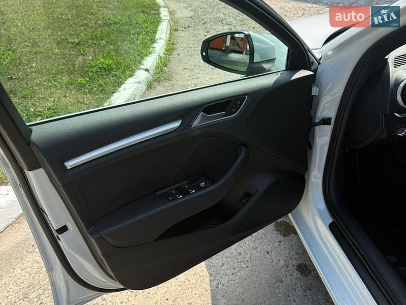 Седан Audi A3 2015 в Бердичеве
