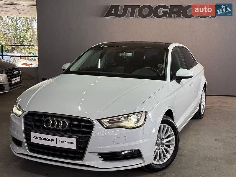 Седан Audi A3 2016 в Одессе
