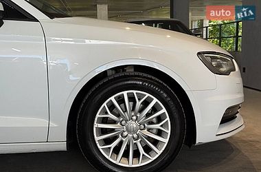 Седан Audi A3 2016 в Одессе