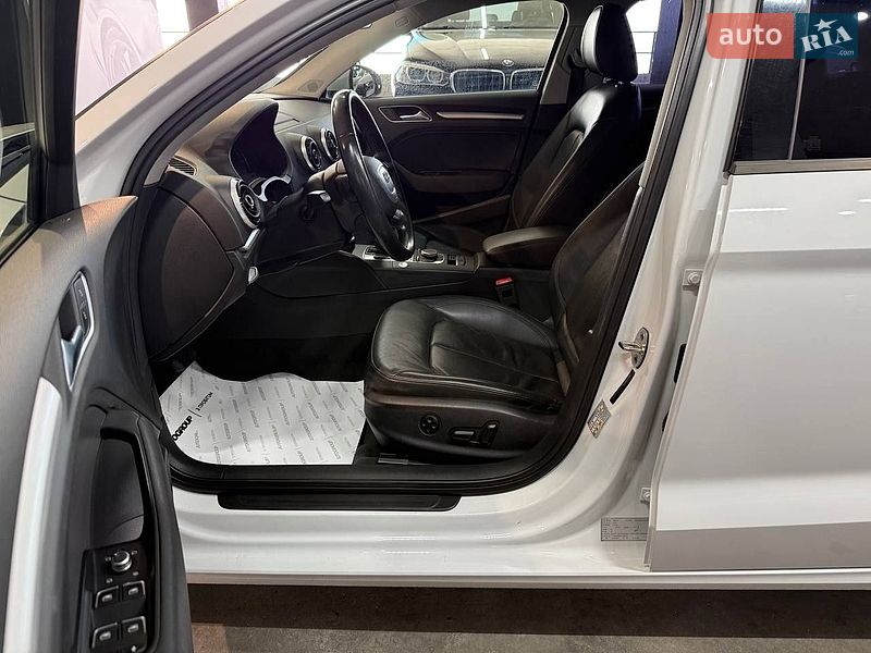 Седан Audi A3 2016 в Одессе