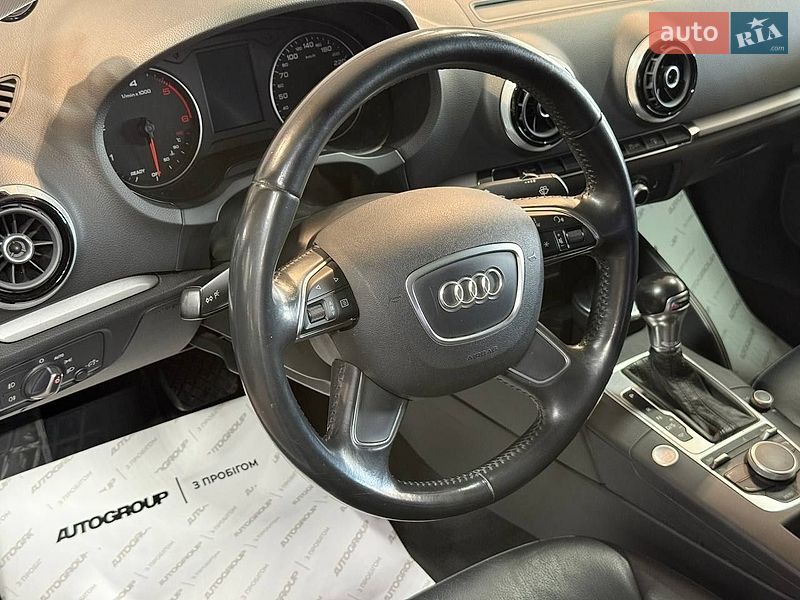 Седан Audi A3 2016 в Одессе