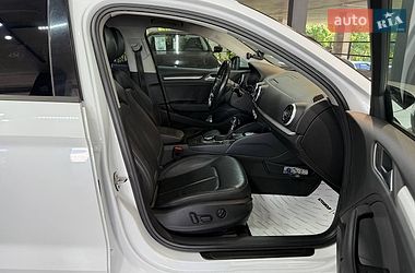 Седан Audi A3 2016 в Одессе