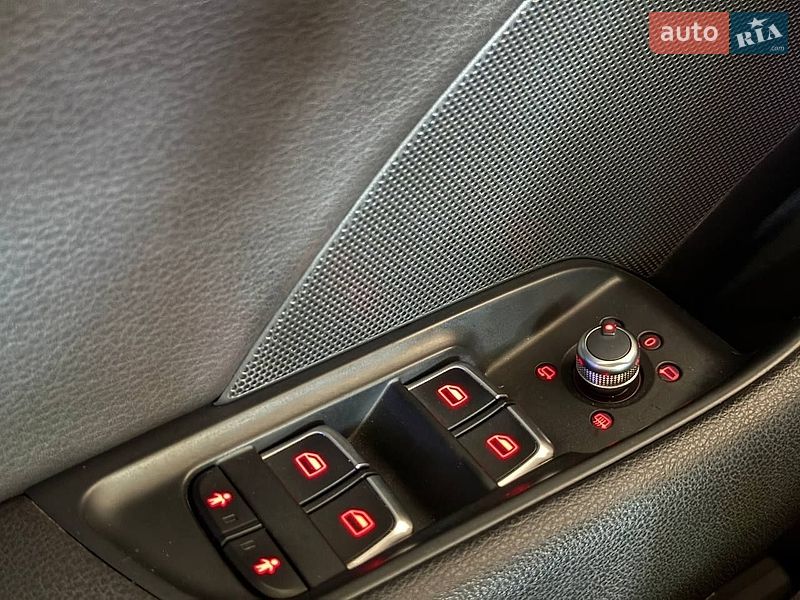 Седан Audi A3 2016 в Одессе