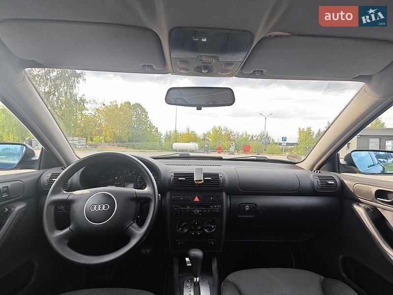 Хэтчбек Audi A3 2001 в Сокале