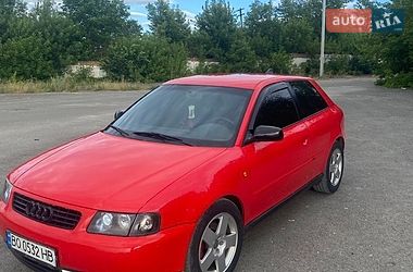 Хетчбек Audi A3 1997 в Волочиську