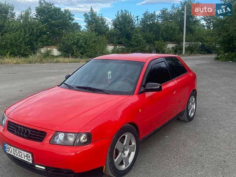 Хетчбек Audi A3 1997 в Волочиську