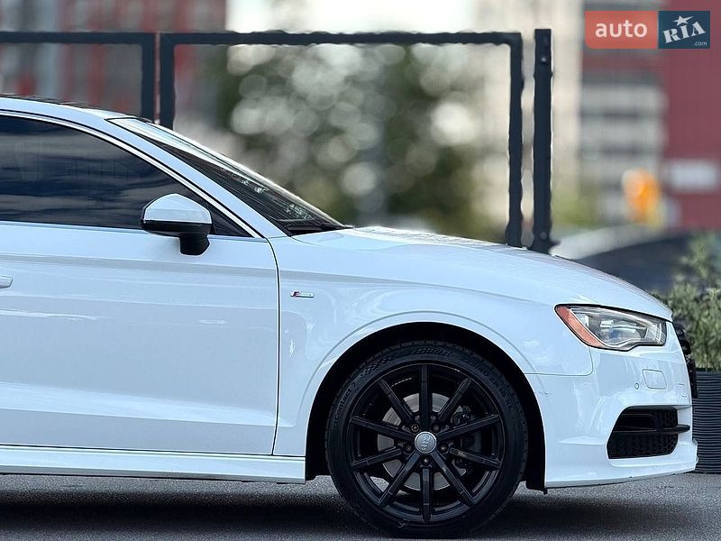 Седан Audi A3 2015 в Киеве