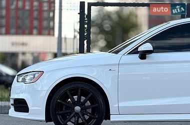 Седан Audi A3 2015 в Киеве