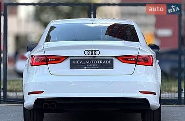 Седан Audi A3 2015 в Киеве