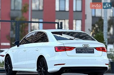 Седан Audi A3 2015 в Киеве