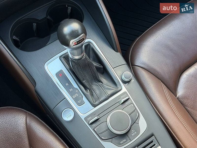 Седан Audi A3 2015 в Киеве