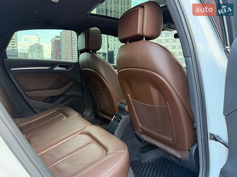Седан Audi A3 2015 в Киеве