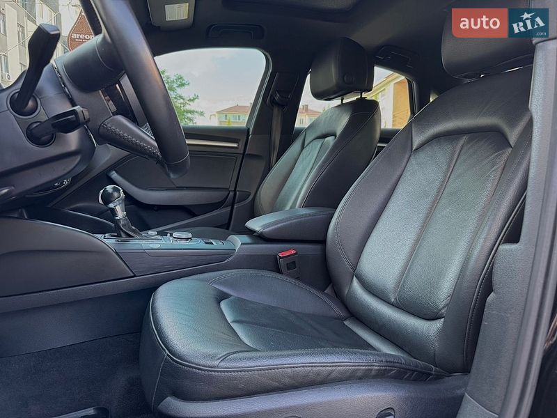 Седан Audi A3 2018 в Старокостянтинові