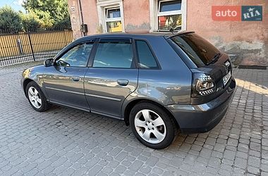 Хэтчбек Audi A3 2002 в Рава-Русской