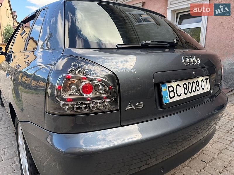 Хэтчбек Audi A3 2002 в Рава-Русской