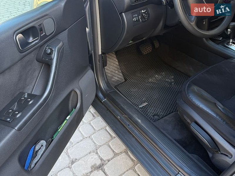 Хэтчбек Audi A3 2002 в Рава-Русской