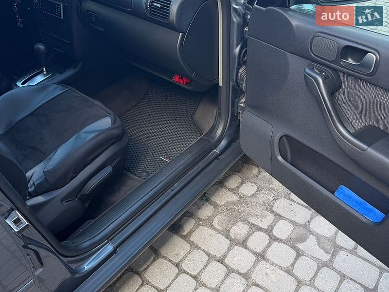 Хэтчбек Audi A3 2002 в Рава-Русской