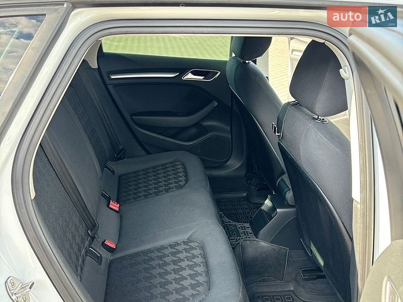 Хетчбек Audi A3 2014 в Ромнах фото 22 Хетчбек Audi A3 2014 в Ромнах