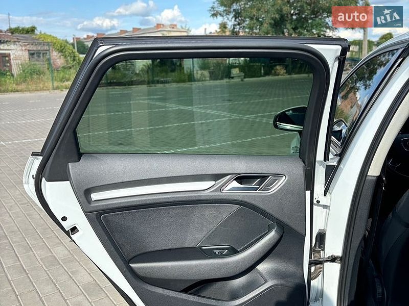 Хетчбек Audi A3 2014 в Ромнах фото 23 Хетчбек Audi A3 2014 в Ромнах