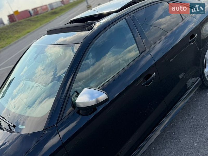 Седан Audi A3 2015 в Львове