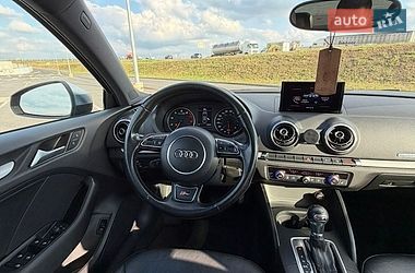 Седан Audi A3 2015 в Львове