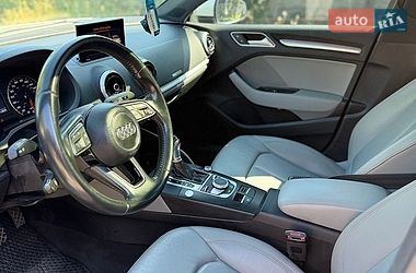 Седан Audi A3 2017 в Днепре
