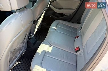 Седан Audi A3 2017 в Днепре