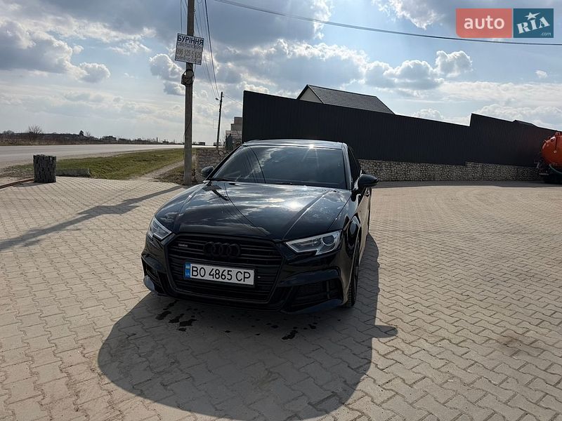 Седан Audi A3 2015 в Буковеле