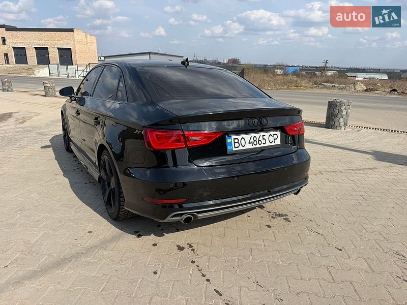 Седан Audi A3 2015 в Буковеле