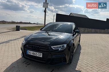 Седан Audi A3 2015 в Буковеле