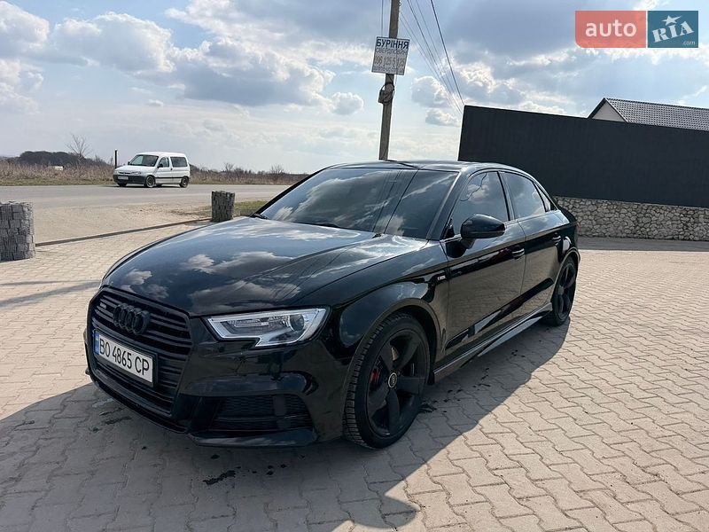 Седан Audi A3 2015 в Буковеле