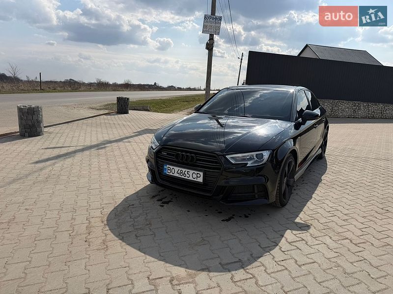 Седан Audi A3 2015 в Буковеле