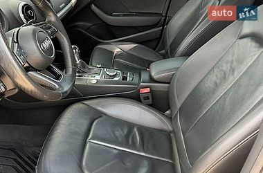 Седан Audi A3 2015 в Буковеле