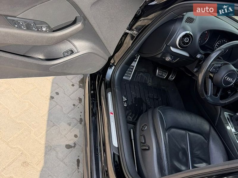 Седан Audi A3 2015 в Буковеле