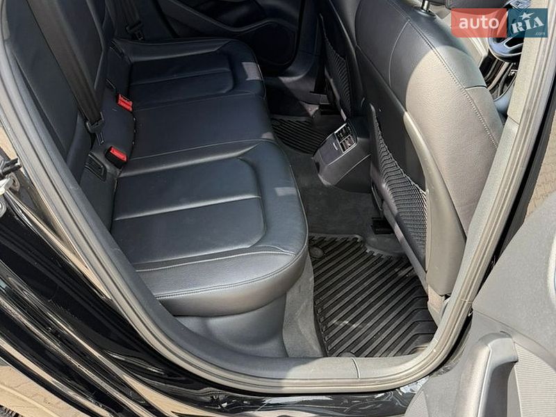 Седан Audi A3 2015 в Буковеле
