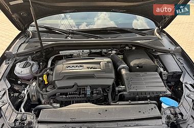 Седан Audi A3 2015 в Буковеле