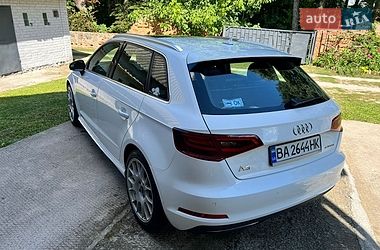 Хетчбек Audi A3 2016 в Умані