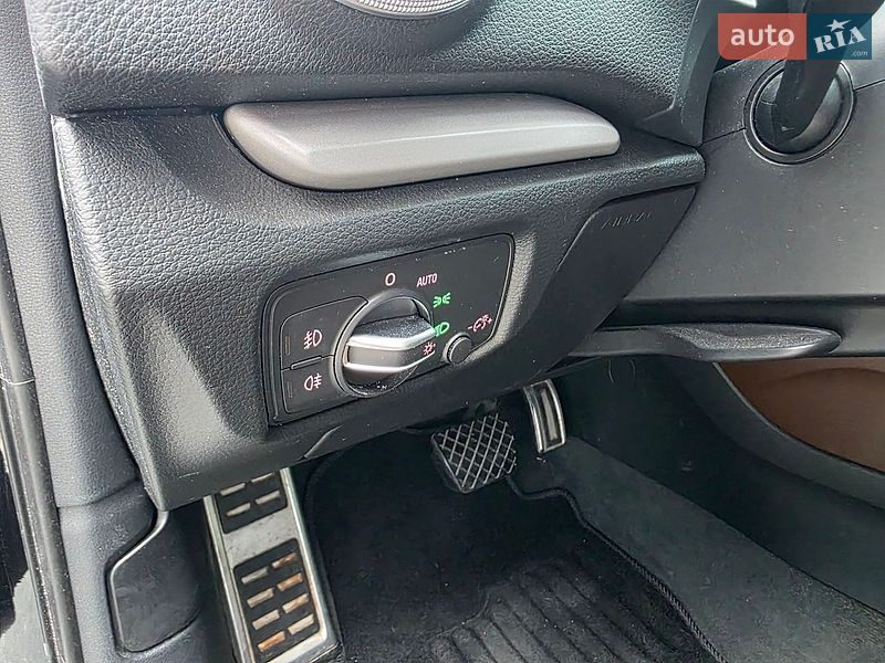 Хэтчбек Audi A3 2015 в Киеве