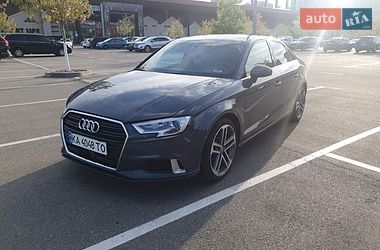 Седан Audi A3 2016 в Києві